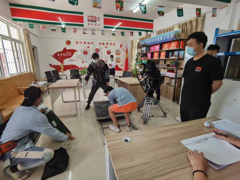 昭觉县广告片拍摄公司：极简主义践行者，少即是多的视觉哲学